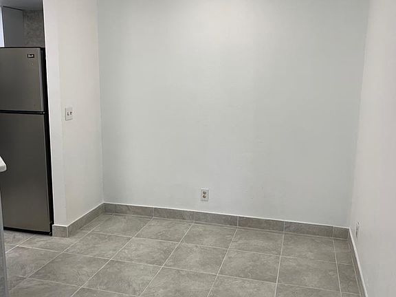 3rd image of 3450 Pinewalk Dr N APT 414