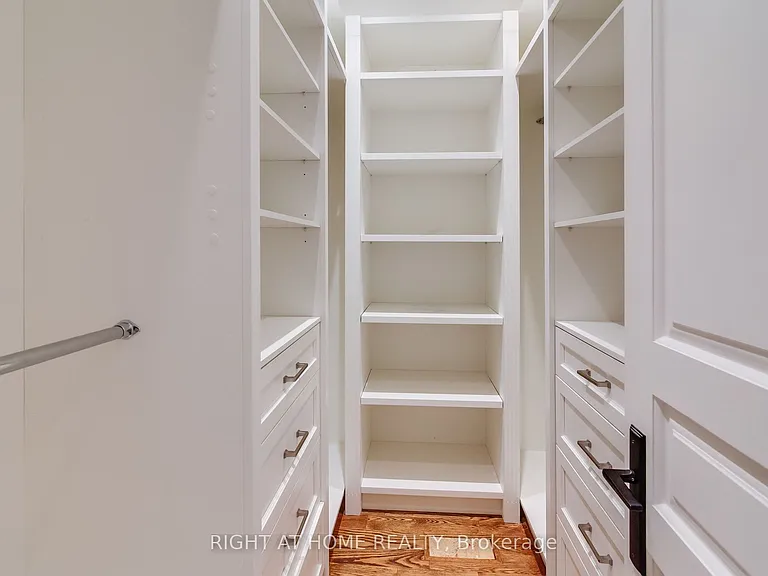 109 Banff Rd — Photo 29