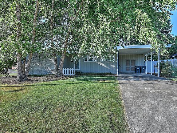 2nd image of 2001 Hermitage Dr