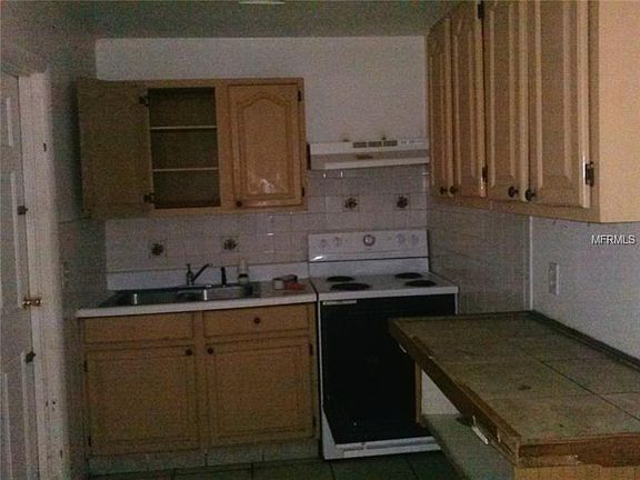 5th image of 212 Woodmere Blvd