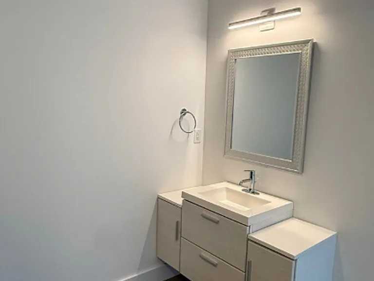 1131 Fairview Ave #305 — Photo 9