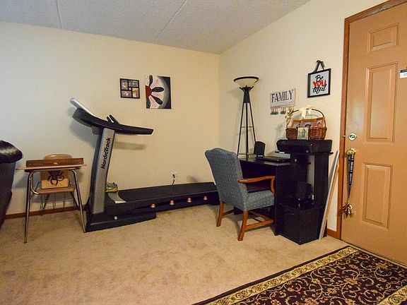 4th image of 1500 N Rock Run Dr APT 2B