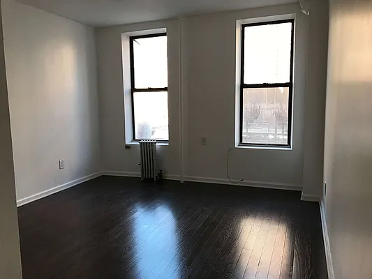 Rented by Bauman Realty Group | media 11