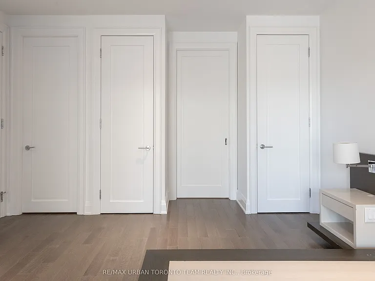 80 Yorkville Ave #303 — Photo 36