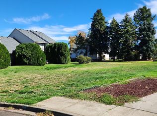 17 NE Elder Pl, College Place, WA 99324