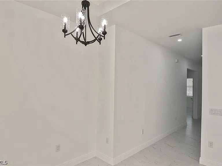3034 Price Ave — Photo 9