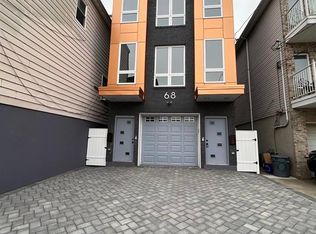 68 W 21st St #1, Bayonne, NJ 07002