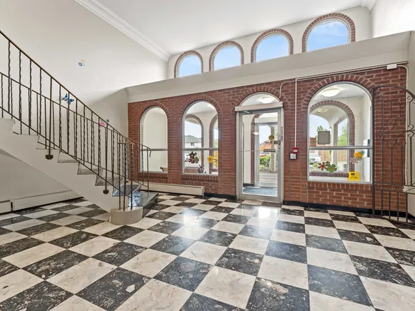 Southwick Apartments