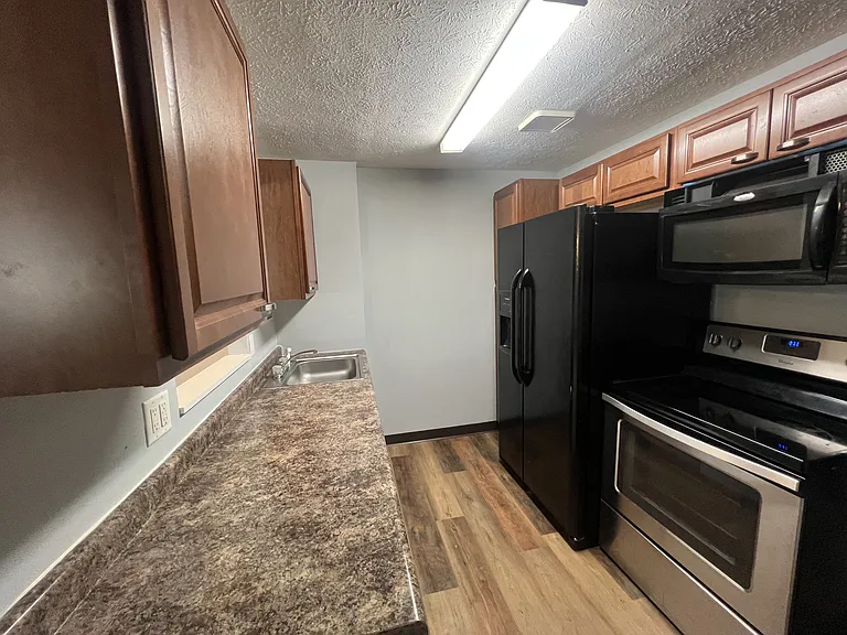3632 Westwood Northern Blvd #26 — Photo 8
