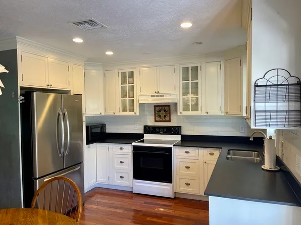 3496 1st St SW, Vero Beach, FL 32968