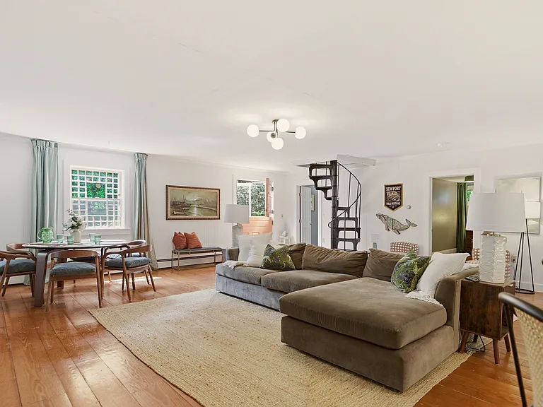40 Catherine St — Photo 5
