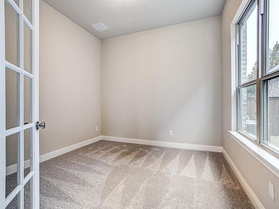 4th image of 4528 Refugio Dr