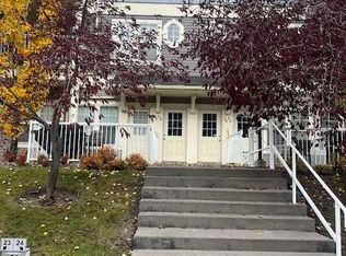 18 W Auburn Bay Cmn SE, Calgary, AB T3M0M3