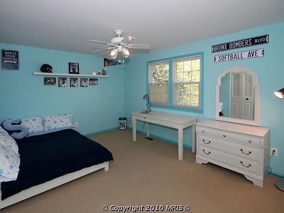 3rd image of 4799 Tapestry Dr