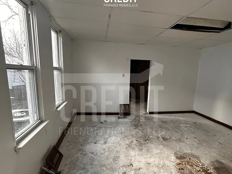 706 Cedar St — Photo 4