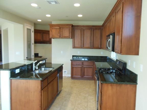 3rd image of 3020 Mojave Dr