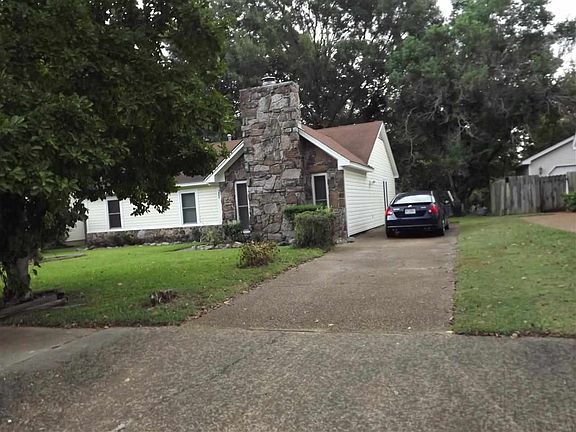 3rd image of 5862 Lake Port Dr