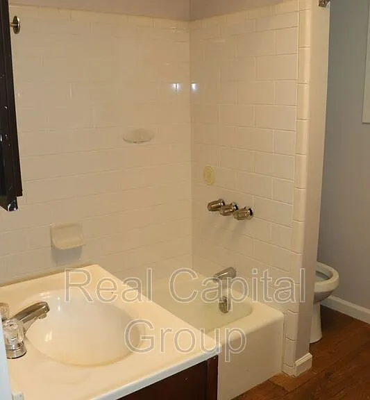 171 Lancaster St — Photo 14