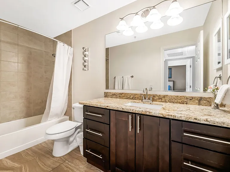 4200 S Valley View Blvd #2009 — Photo 14