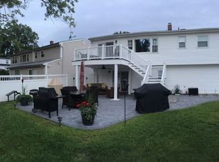 16 Fanning St, Fords, NJ 08863