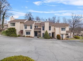 7 Woodland Trl, Carmel, NY 10512