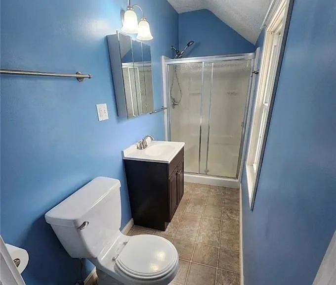 109 Cleveland St — Photo 5