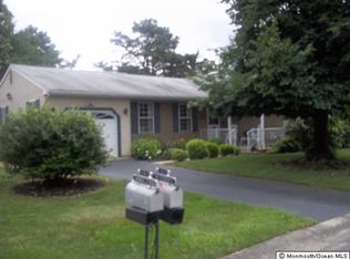 2 Berkeley St, Manchester Township, NJ 08759