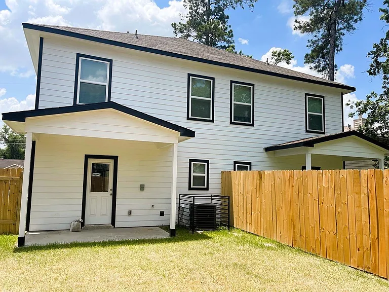8235 Locksley Rd #A — Photo 28