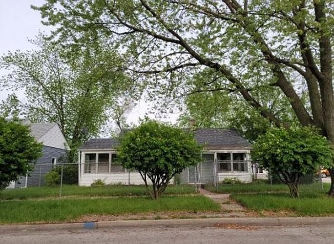 1st image of 411 S Forest Ave