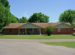 712 SW 5th St, Checotah, OK 74426