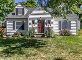 300 W Holmes Rd, Lansing, MI 48910