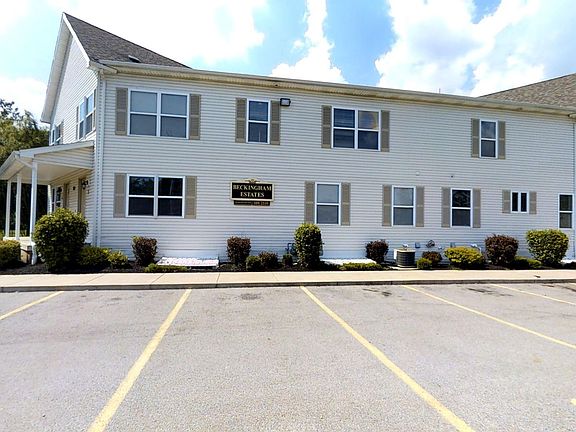 2nd image of 3160 Millersport Hwy APT 4