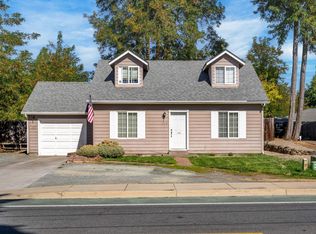 230 W Park St, Grants Pass, OR 97527