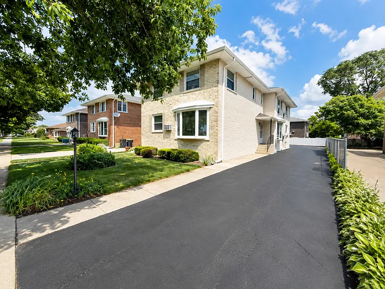 4425 Prairie Ave #C — Photo 1