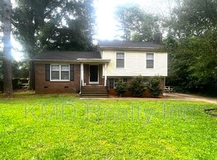 1920 Bonnie Ln, Charlotte, NC 28213