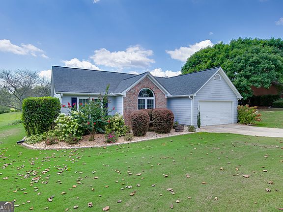 2nd image of 8860 Creekstone Pl