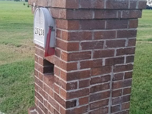 Brick mailbox.. why not!?