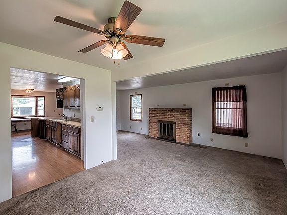 5th image of 818 Wallula Ave