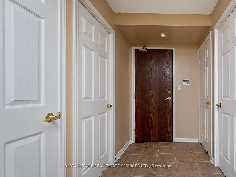 4850 Glen Erin Dr #704 — Photo 4