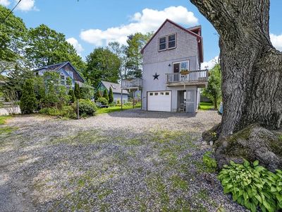 11 Johnson Ave, North Kingstown, RI, 02852