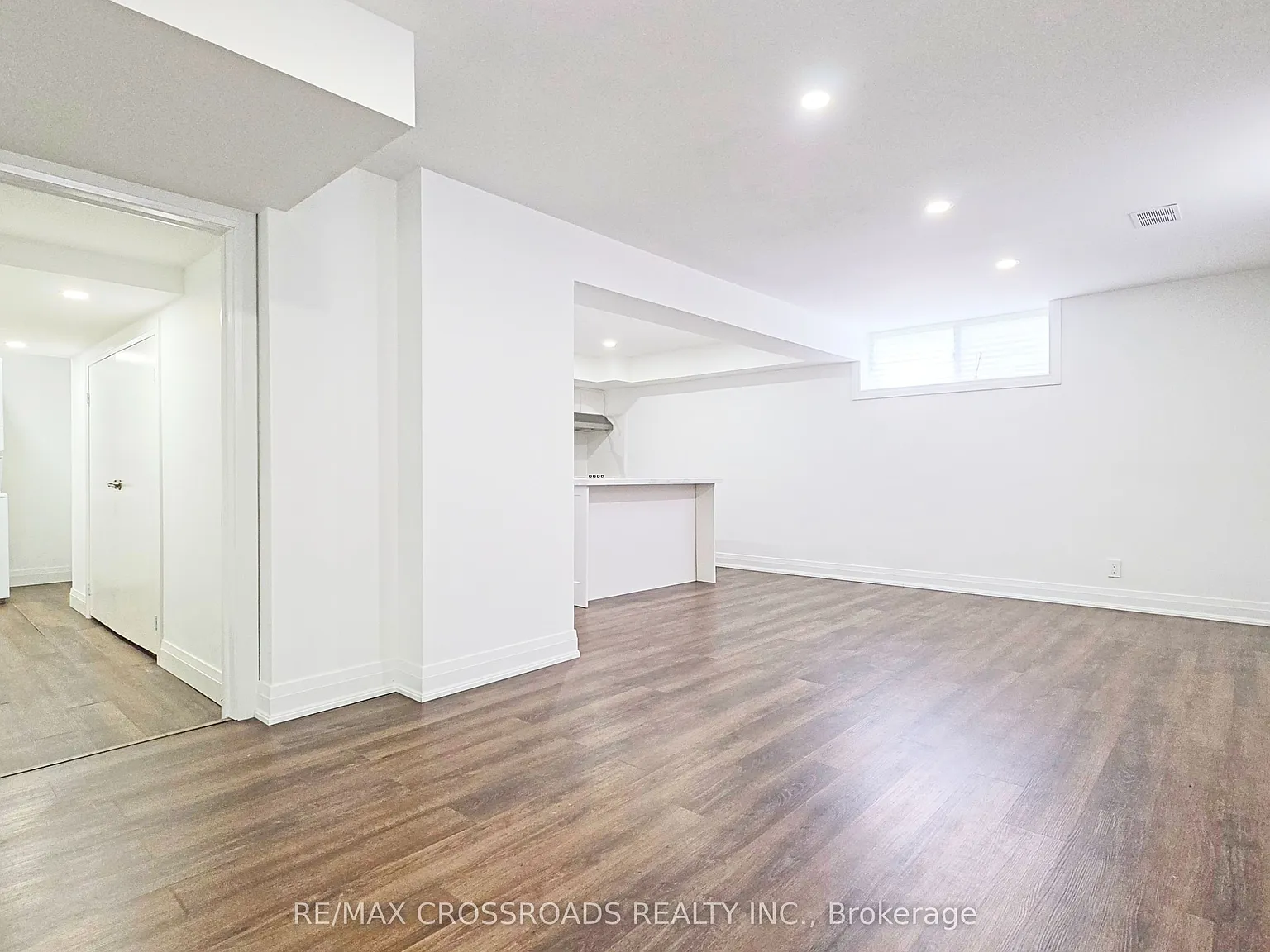 2 bed, $1,950 — Photo 2