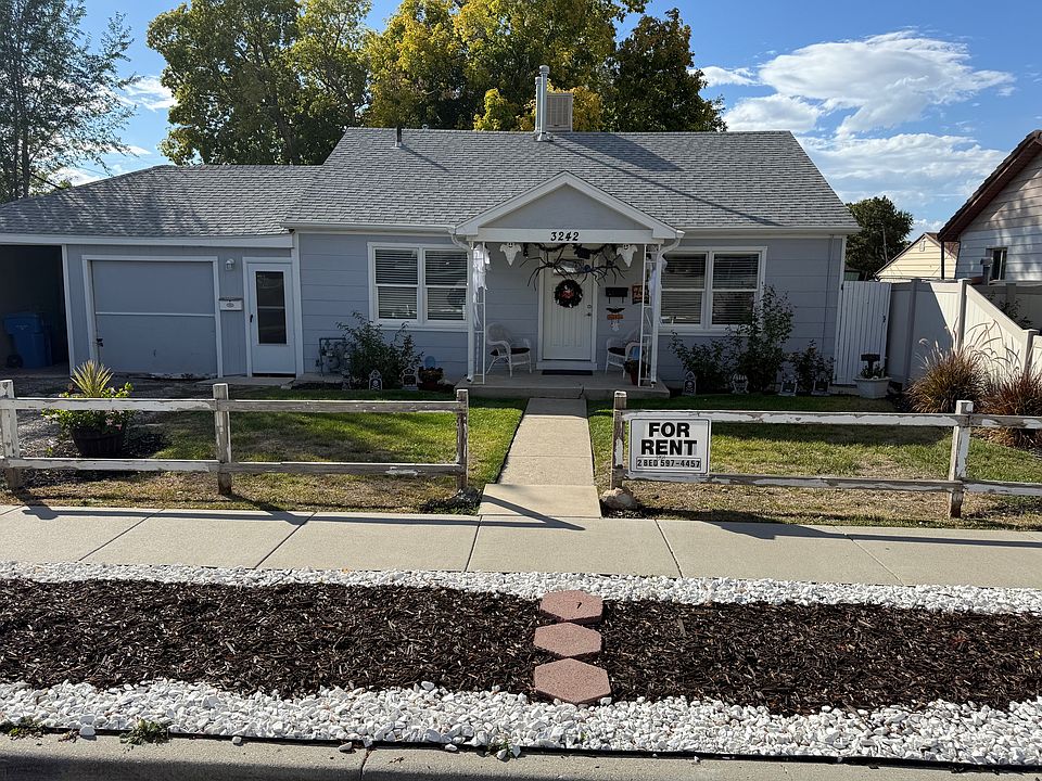 Front of House - Decorated for Halloween.
