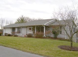 49 Locust Grove Rd, Hedgesville, WV 25427