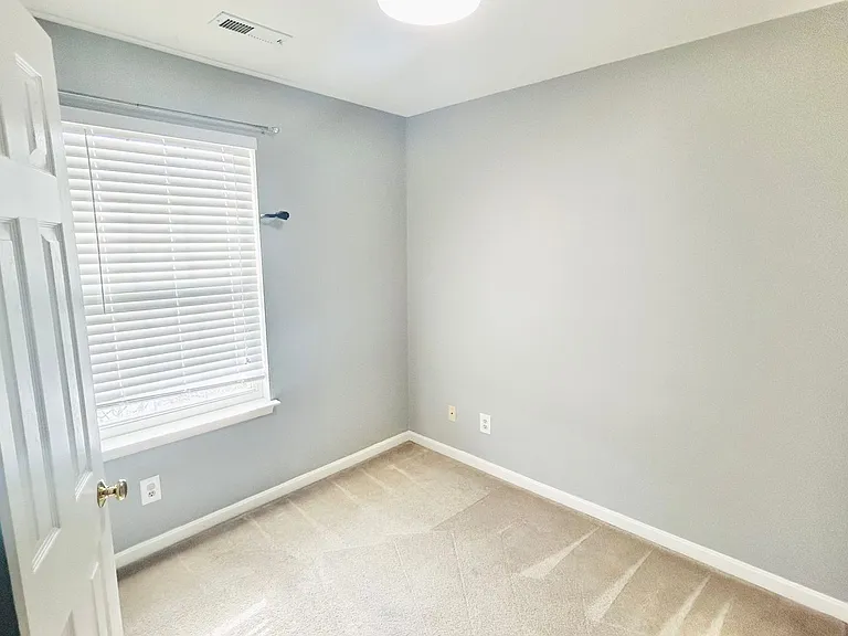11318 Wytheville Ln — Photo 27