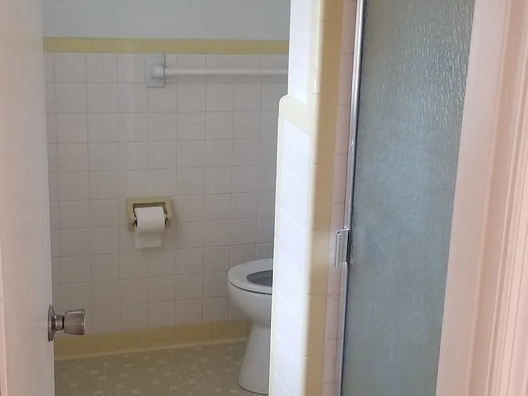 1439 Allen St — Photo 24