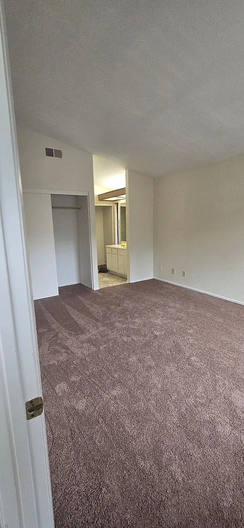 Beautiful Single-Family Home for RENT! — Photo 4