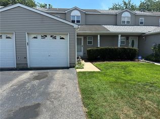 2760 Schleigel Blvd, Amityville, NY 11701