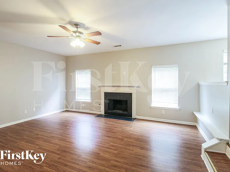 1436 Wilson Manor Cir — Photo 5