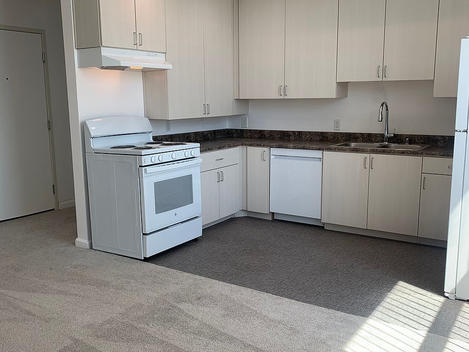 1st image of 1241 Broadway Plz #507