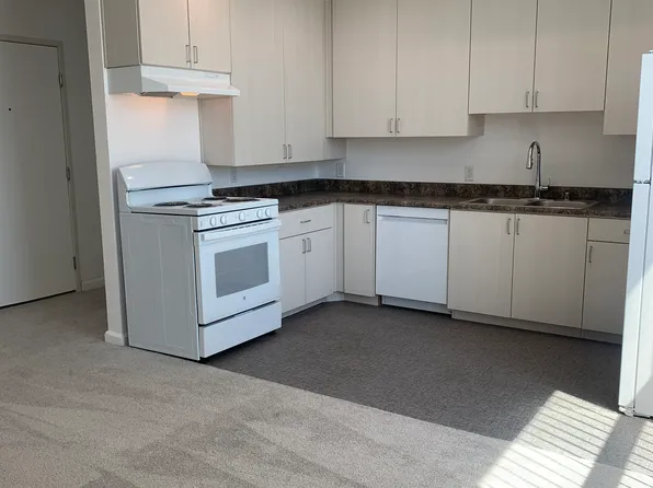 1241 Broadway Plz, Fresno, CA